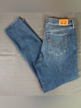 Levi’s 311 Shaping Skinny Jeans Women’s 18W Light Wash Stretch Denim Mid Rise